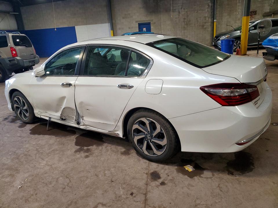 59776516 :رقم المزاد ، 1HGCR2F7XHA296140 vin ، 2017 Honda Accord مزاد بيع
