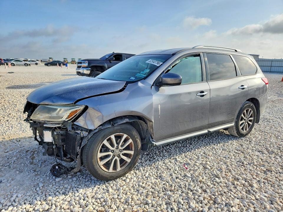 62540796 :رقم المزاد ، 5N1AR2MN8FC660351 vin ، 2015 Nissan Pathfinder مزاد بيع