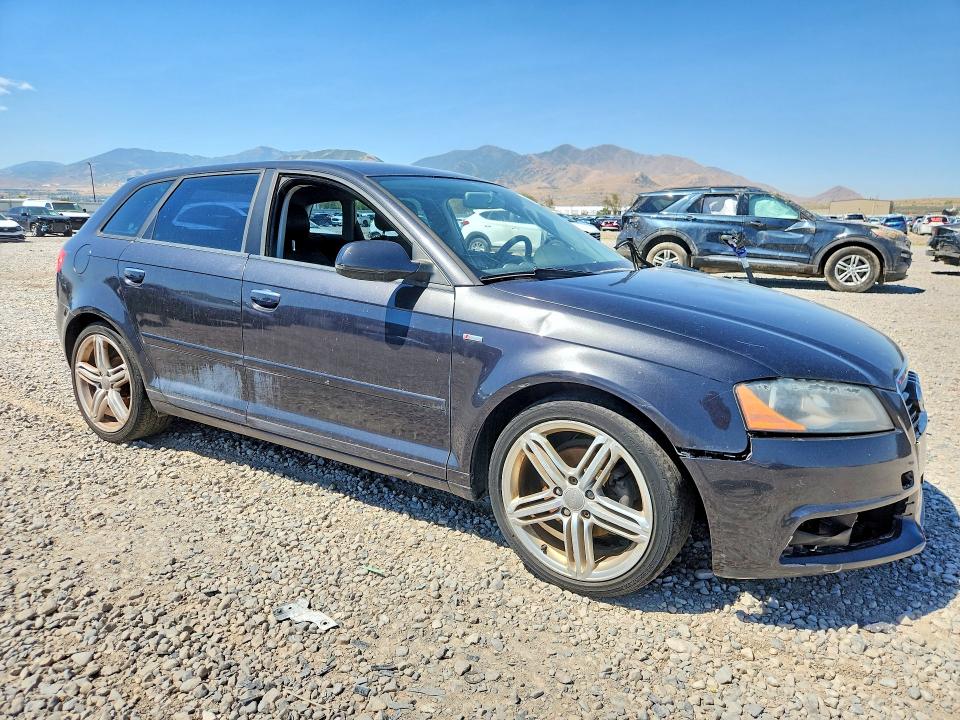 62724836 :رقم المزاد ، WAUKJAFM1BA027854 vin ، 2011 Audi A3 مزاد بيع