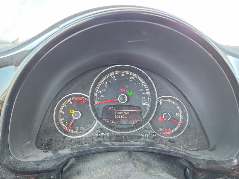 2019 Volkswagen Beetle მანქანა იყიდება აუქციონზე, vin: 3VWFD7AT7KM712602, აუქციონის ნომერი: 59714166