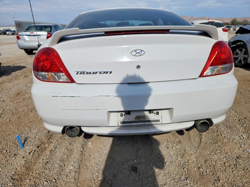 59200726 :رقم المزاد ، KMHHM65D35U169091 vin ، 2005 Hyundai Tiburon مزاد بيع