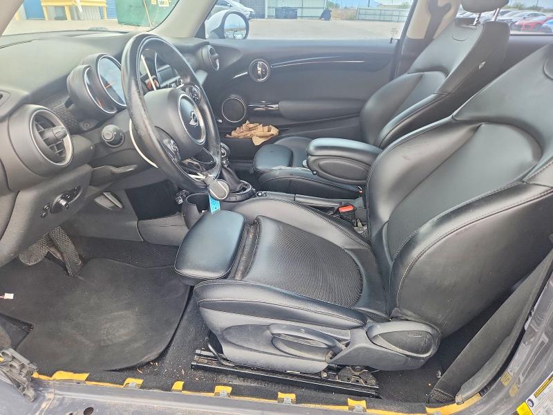 61434766 :رقم المزاد ، WMWXP7C55F2A33468 vin ، 2015 Mini Cooper مزاد بيع