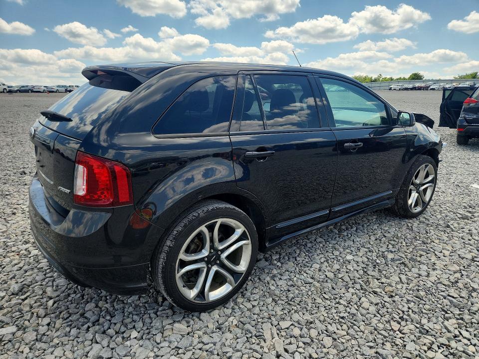 63418876 :رقم المزاد ، 2FMDK3AK5DBC37161 vin ، 2013 Ford Edge مزاد بيع
