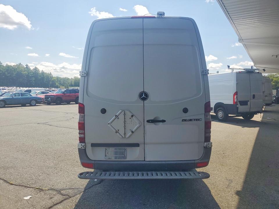 58036646 :رقم المزاد ، WD3PE8CB0C5692998 vin ، 2012 Mercedes-benz Sprinter مزاد بيع