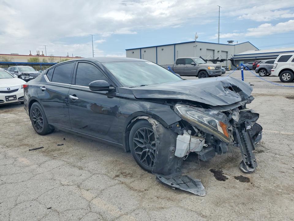 61740386 :رقم المزاد ، 1N4BL4EV7KC190592 vin ، 2019 Nissan Altima مزاد بيع