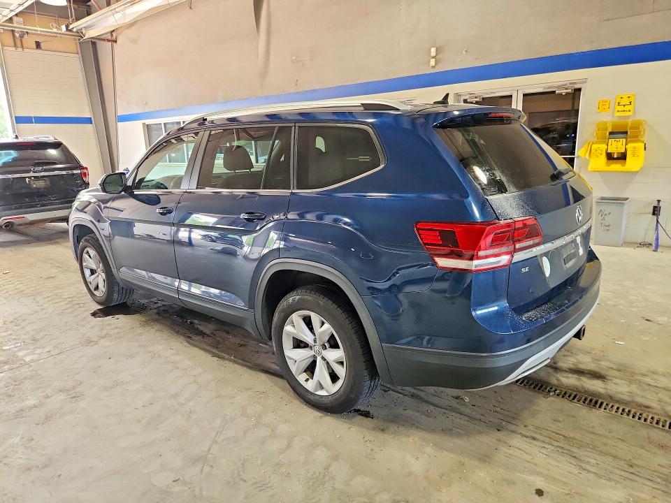 61361666 :رقم المزاد ، 1V2KR2CA1JC581215 vin ، 2018 Volkswagen Atlas مزاد بيع