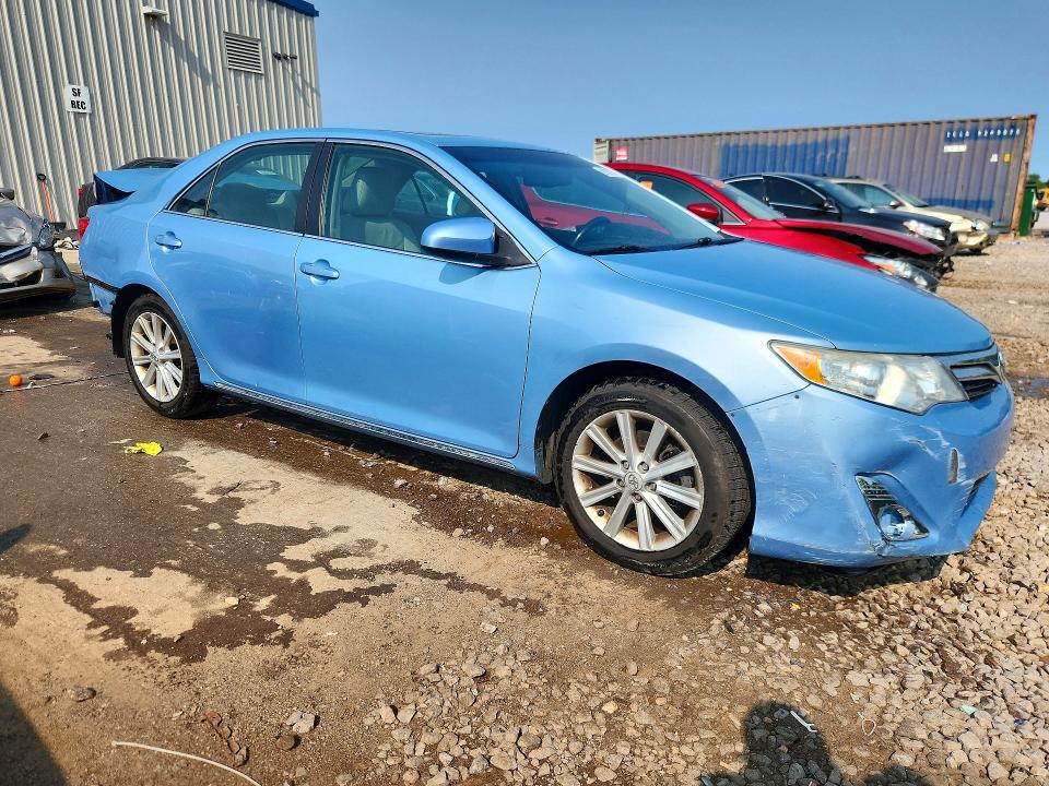 62980786 :رقم المزاد ، 4T4BF1FK9DR293600 vin ، 2013 Toyota Camry مزاد بيع