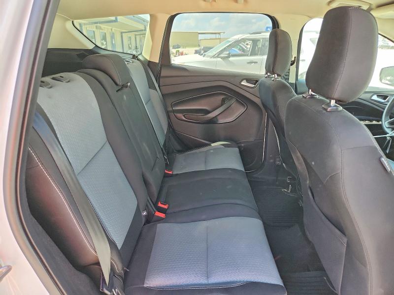 52682786 :رقم المزاد ، 1FMCU0GD2KUB65260 vin ، 2019 Ford Escape مزاد بيع