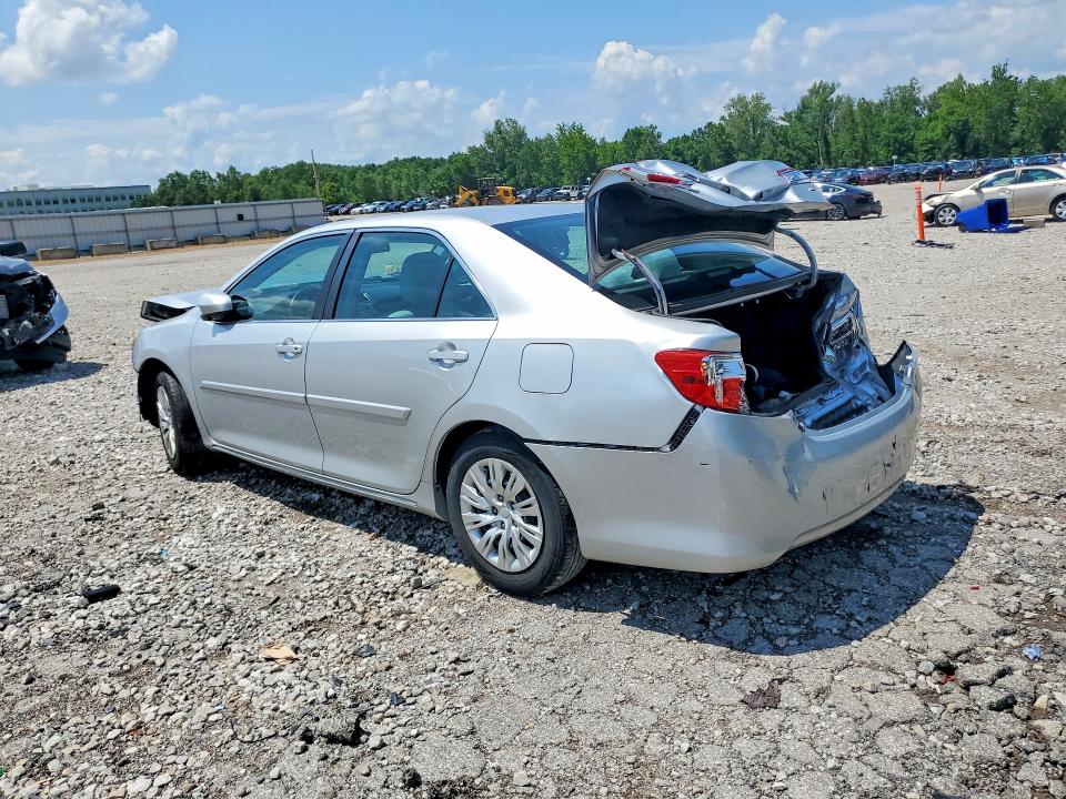 59956226 :رقم المزاد ، 4T1BF1FK2EU348545 vin ، 2014 Toyota /s/le/xle مزاد بيع
