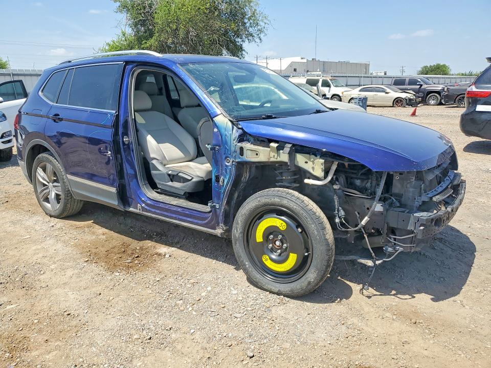 2021 Volkswagen Tiguan მანქანა იყიდება აუქციონზე, vin: 3VV3B7AX6MM045329, აუქციონის ნომერი: 62429976