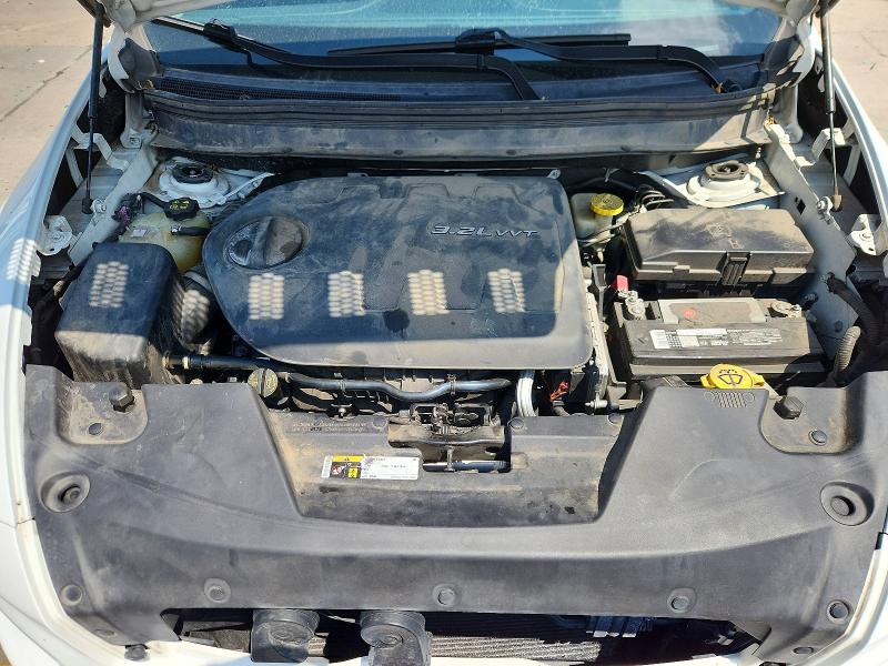 63567006 :رقم المزاد ، 1C4PJMCS7EW219316 vin ، 2014 Jeep Cherokee مزاد بيع