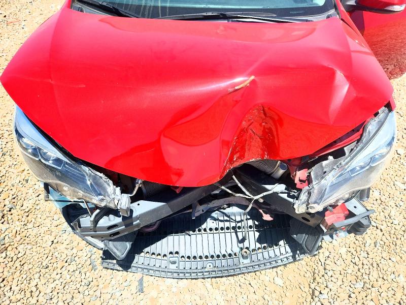 62276096 :رقم المزاد ، 5YFBURHE2JP774825 vin ، 2018 Toyota Corolla مزاد بيع