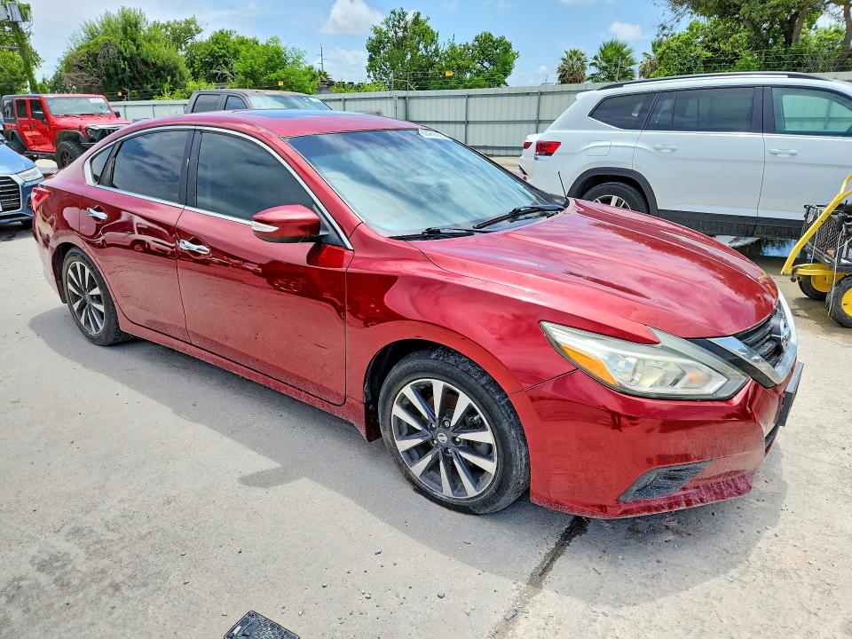 2017 Nissan Altima მანქანა იყიდება აუქციონზე, vin: 1N4AL3AP9HC234548, აუქციონის ნომერი: 60468926