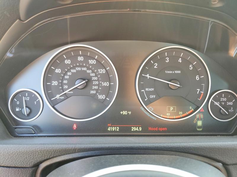 2015 Bmw 328 მანქანა იყიდება აუქციონზე, vin: WBA3B3G59FNR87409, აუქციონის ნომერი: 60777546