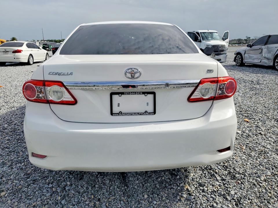 60796486 :رقم المزاد ، 2T1BU4EE6BC742503 vin ، 2011 Toyota Corolla مزاد بيع