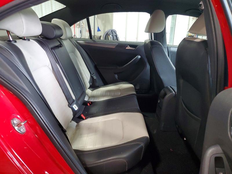 58618586 :رقم المزاد ، 3VWD17AJXGM216442 vin ، 2016 Volkswagen Jetta مزاد بيع