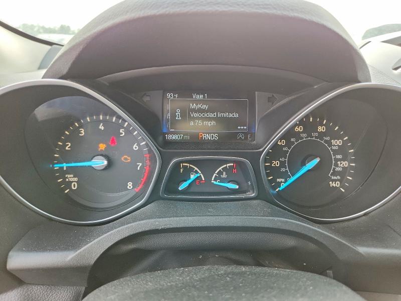 61682906 :رقم المزاد ، 1FMCU0GD2JUB29289 vin ، 2018 Ford Escape مزاد بيع