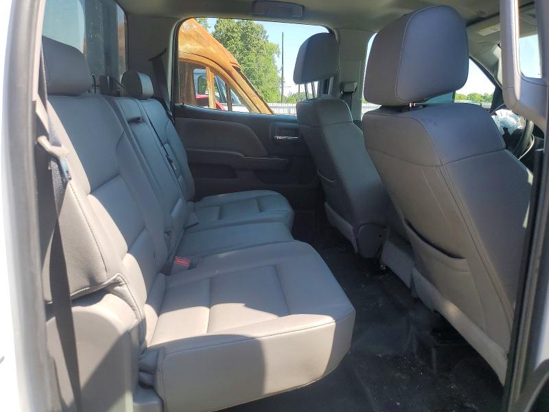 60216306 :رقم المزاد ، 1GB4CYCG8JF228590 vin ، 2018 Chevrolet Silverado مزاد بيع