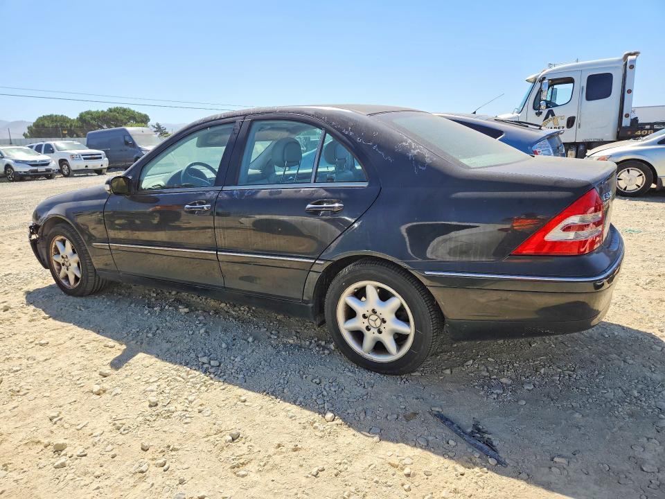 60444086 :رقم المزاد ، WDBRF84J53F438620 vin ، 2003 Mercedes-benz C مزاد بيع