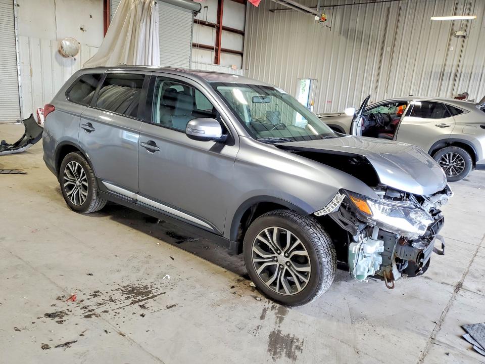 62837056 :رقم المزاد ، JA4AZ3A31HZ066420 vin ، 2017 Mitsubishi Outlander مزاد بيع