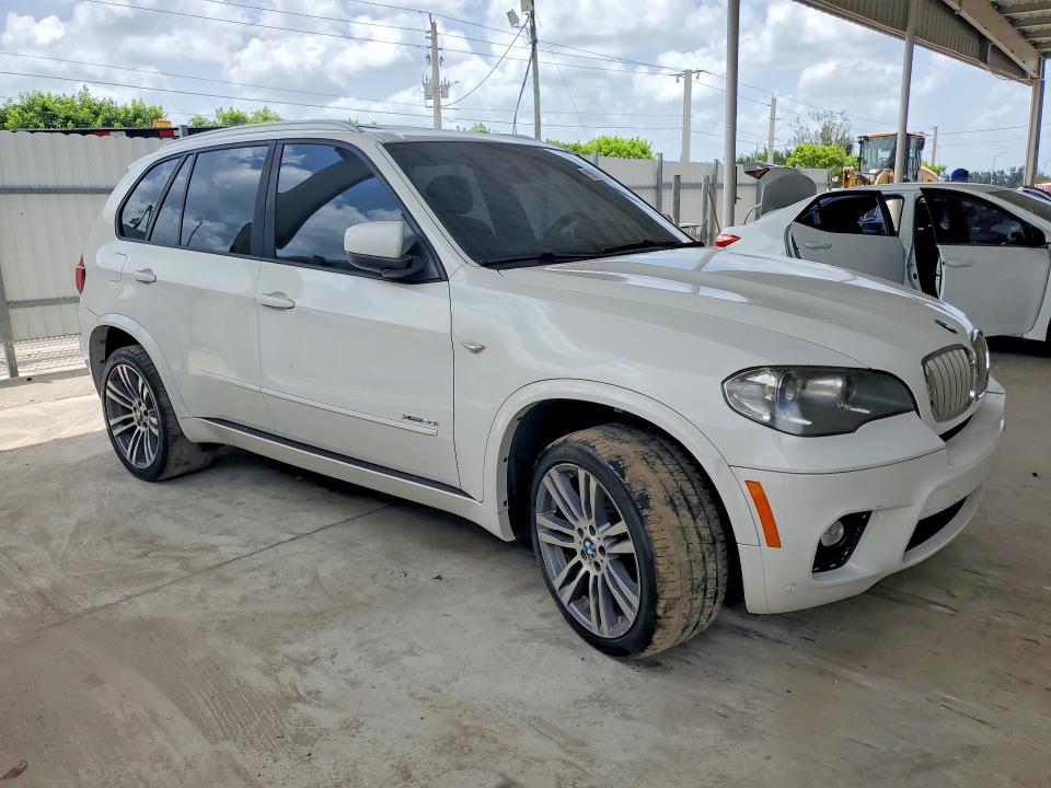 60607866 :رقم المزاد ، 5UXZV8C57DL426589 vin ، 2013 Bmw X5 مزاد بيع