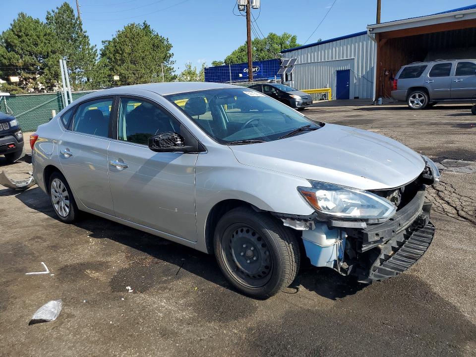 62215226 :رقم المزاد ، 3N1AB7AP5JY298798 vin ، 2018 Nissan Sentra مزاد بيع