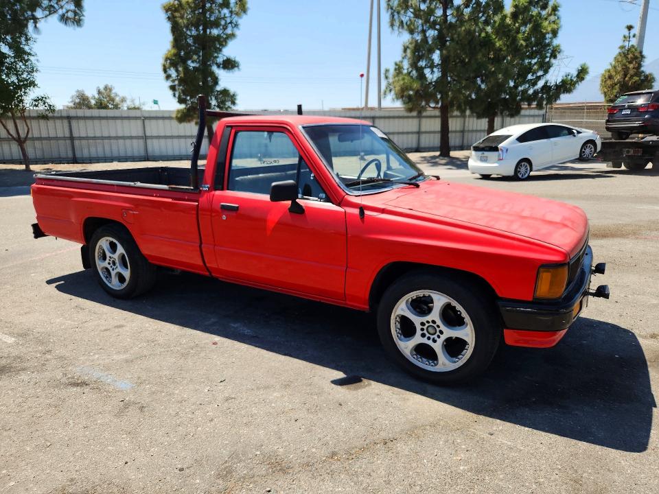 61915016 :رقم المزاد ، JT4RN55R4H0234442 vin ، 1987 Toyota Pickup مزاد بيع