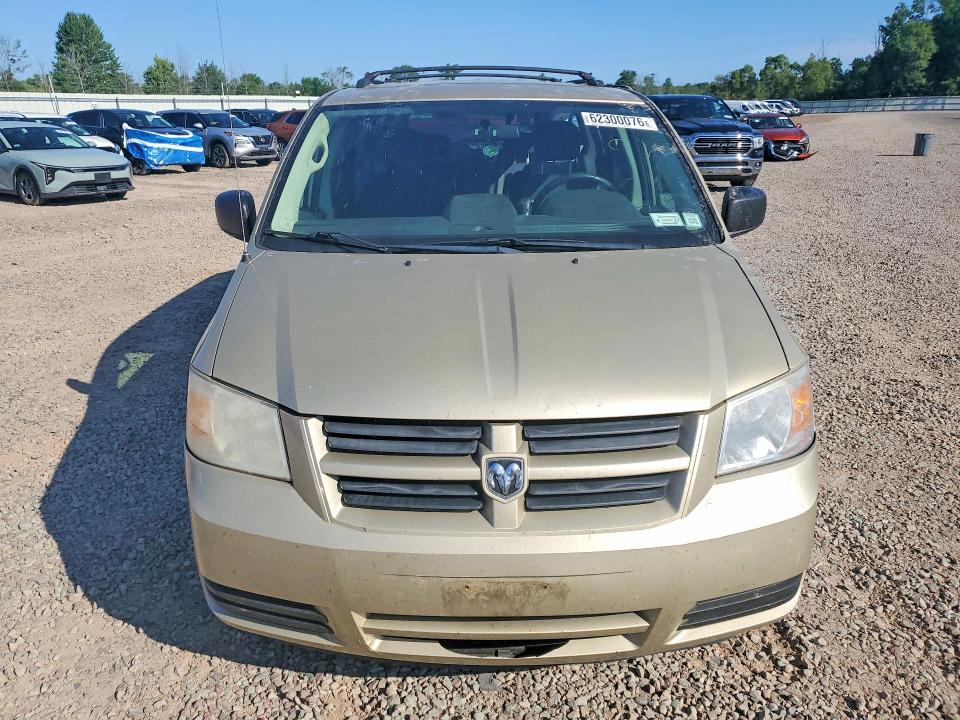 2010 Dodge Grand Caravan მანქანა იყიდება აუქციონზე, vin: 2D4RN3D10AR427007, აუქციონის ნომერი: 62300076