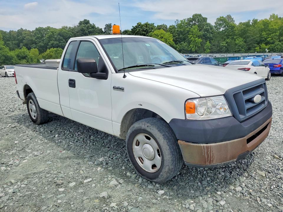 61213066 :رقم المزاد ، 1FTRF12208KC88077 vin ، 2008 Ford F150 مزاد بيع