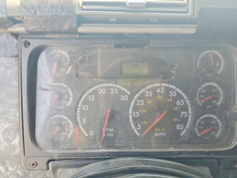 60999306 :رقم المزاد ، 1FUJA6BD31LH66871 vin ، 2001 Freightliner Columbia 1 مزاد بيع