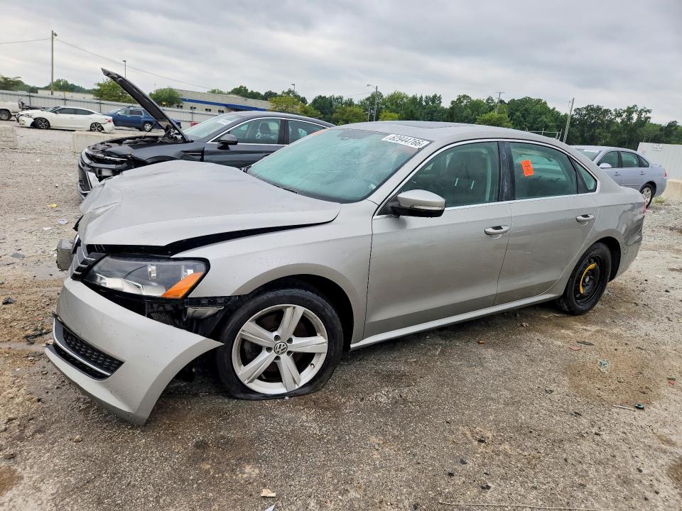 2013 Volkswagen Passat მანქანა იყიდება აუქციონზე, vin: 1VWBH7A33DC122694, აუქციონის ნომერი: 62944766