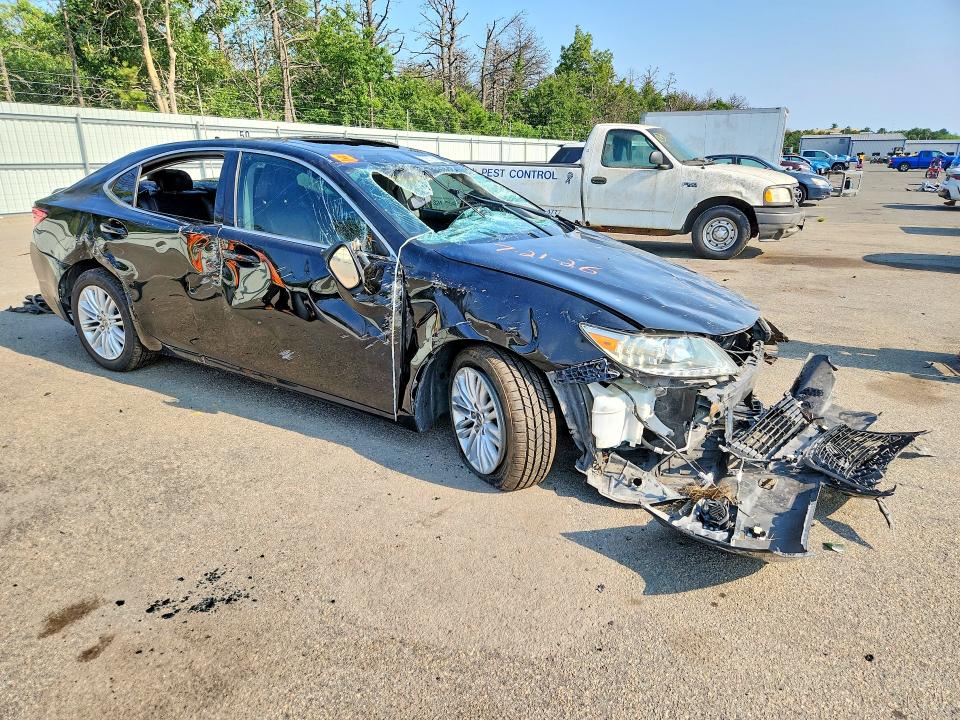 62879226 :رقم المزاد ، JTHBK1GG3E2102950 vin ، 2014 Lexus Es مزاد بيع