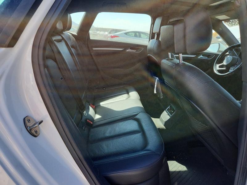 62034956 :رقم المزاد ، WAUUPBFF0HA044717 vin ، 2017 Audi A3 مزاد بيع