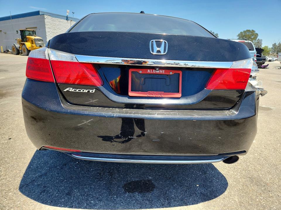 Продажа на аукционе авто 2014 Honda Accord, vin: 1HGCR2F8XEA177802, номер лота: 62690956