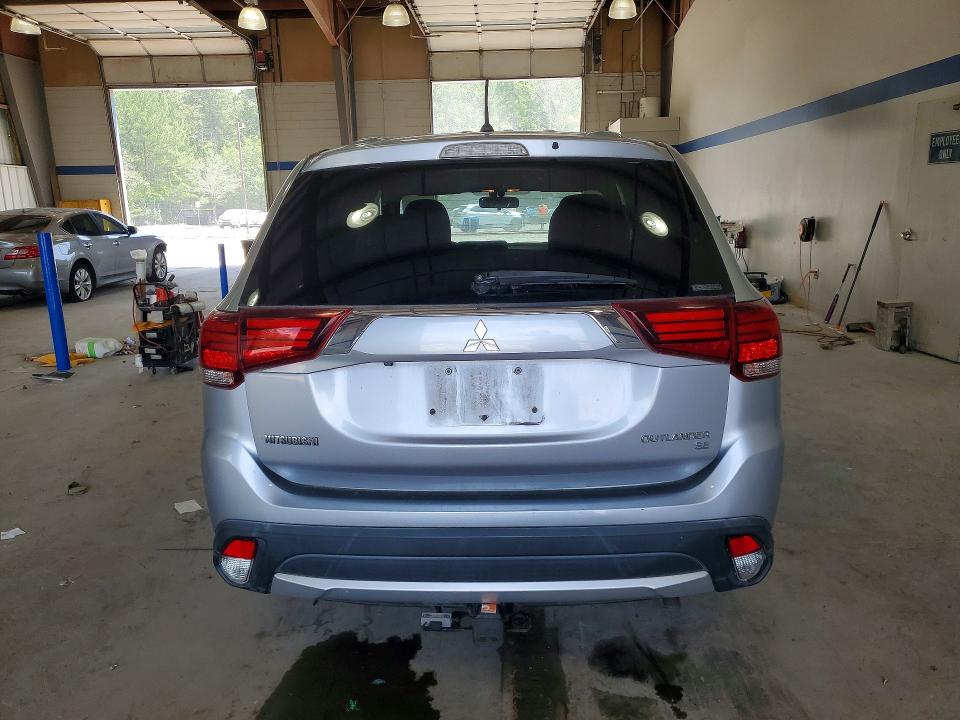 Продажа на аукционе авто 2016 Mitsubishi Outlander, vin: JA4AZ3A30GZ010371, номер лота: 85964415