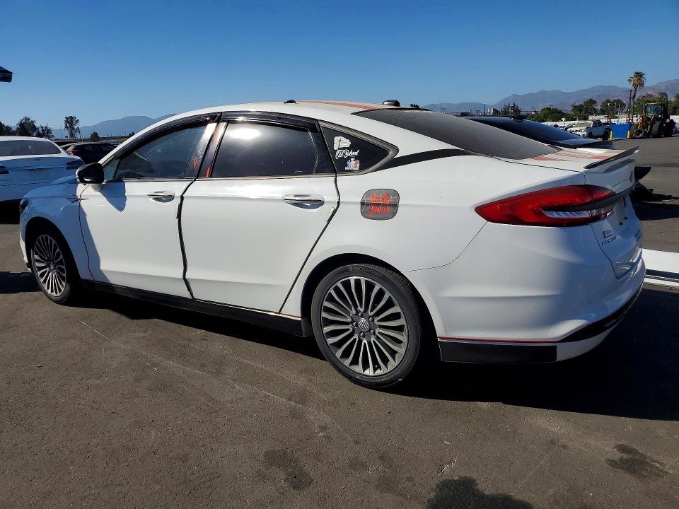 59717676 :رقم المزاد ، 3FA6P0RU3HR315954 vin ، 2017 Ford Fusion مزاد بيع
