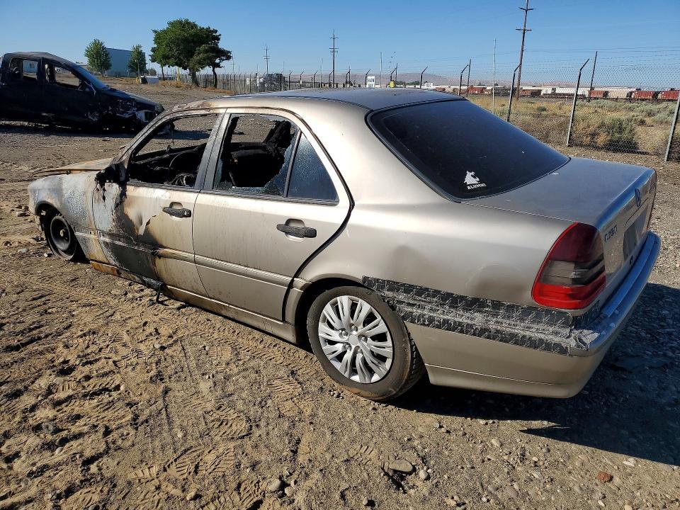1999 Mercedes-benz C მანქანა იყიდება აუქციონზე, vin: WDBHA24G1XF861891, აუქციონის ნომერი: 60692526