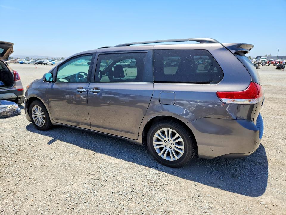 Aukcja sprzedaży 2014 Toyota Sienna, vin: 5TDYK3DC8ES425246, numer aukcji: 60483326