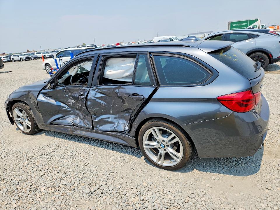 2016 Bmw 328i მანქანა იყიდება აუქციონზე, vin: WBA8G5C59GK442841, აუქციონის ნომერი: 60148576