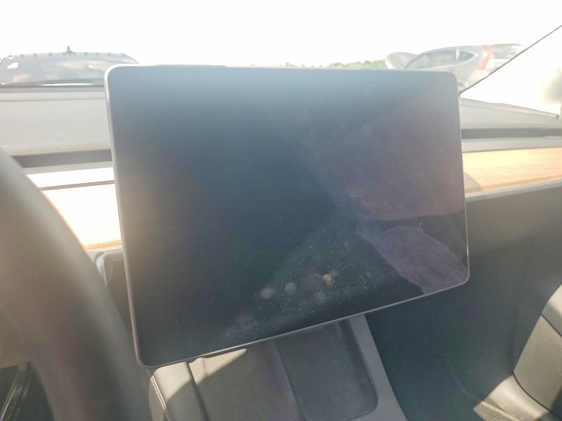 59215056 :رقم المزاد ، 5YJYGDEE8MF188848 vin ، 2021 Tesla Model Y مزاد بيع