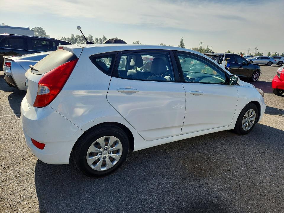 2016 Hyundai Accent მანქანა იყიდება აუქციონზე, vin: KMHCT5AE7GU279473, აუქციონის ნომერი: 62295236