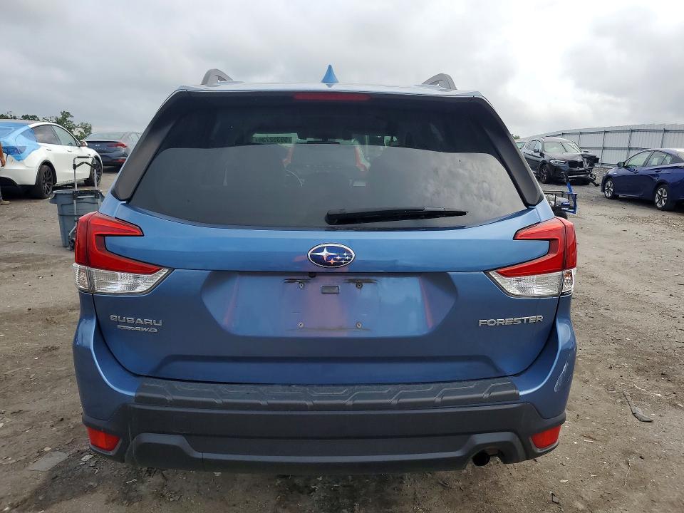 59352736 :رقم المزاد ، JF2SKAFC2MH435394 vin ، 2021 Subaru Forester مزاد بيع
