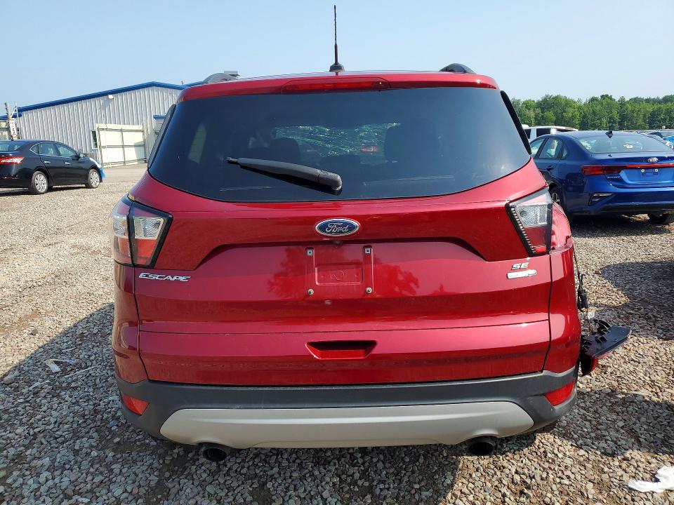 2018 Ford Escape მანქანა იყიდება აუქციონზე, vin: 1FMCU9GD5JUC26247, აუქციონის ნომერი: 59260346