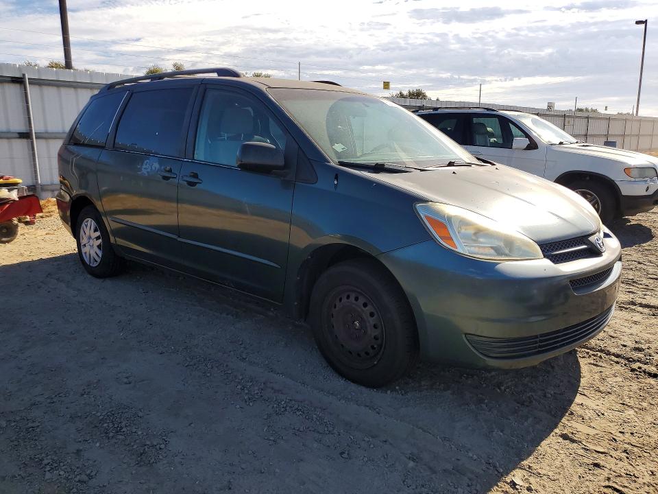60628906 :رقم المزاد ، 5TDZA23C84S210287 vin ، 2004 Toyt Sienna مزاد بيع