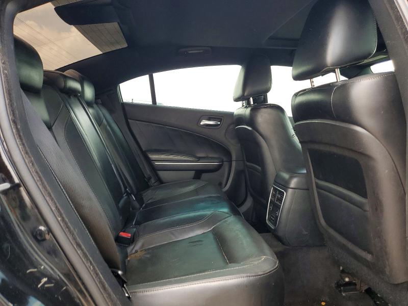 61684036 :رقم المزاد ، 2C3CDXCT5FH826402 vin ، 2015 Dodge Charger مزاد بيع