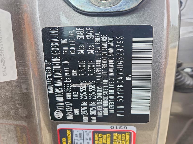 62161726 :رقم المزاد ، 5XYPKDA55HG329793 vin ، 2017 Kia Sorento مزاد بيع