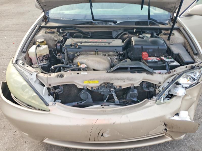 62974826 :رقم المزاد ، 4T1BE32K55U941952 vin ، 2005 Toyota Camry مزاد بيع