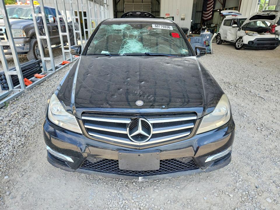 Продажа на аукционе авто 2014 Mercedes-benz C, vin: WDDGF8AB3ER312818, номер лота: 60776936