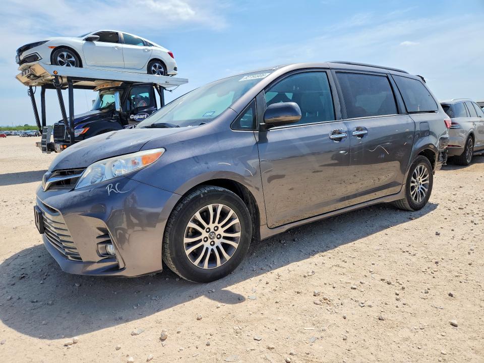 62784906 :رقم المزاد ، 5TDYZ3DC3LS028388 vin ، 2020 Toyota Sienna مزاد بيع