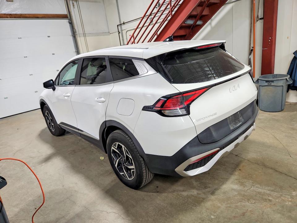 63248386 :رقم المزاد ، KNDPUCAF2P7205442 vin ، 2023 Kia Sportage مزاد بيع